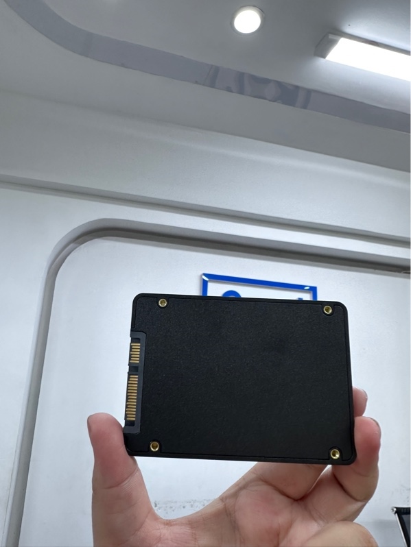 Ổ cứng SSD Patriot P210 512GB | SATA III, 2.5" - Màu đen - Ngoại hình 98% - Body