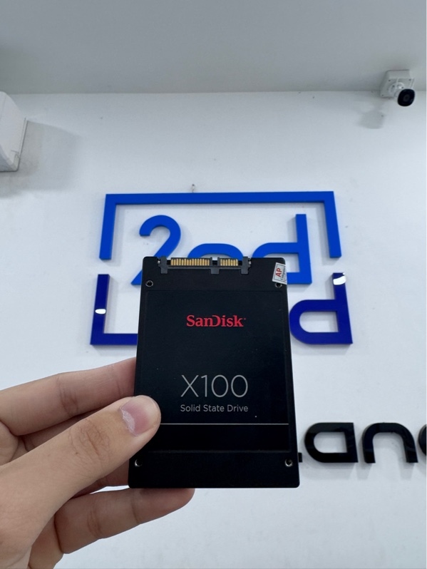 Ổ cứng SSD SanDisk X100 - 128Gb - Ngoại hình 97% - trầy xước - Body