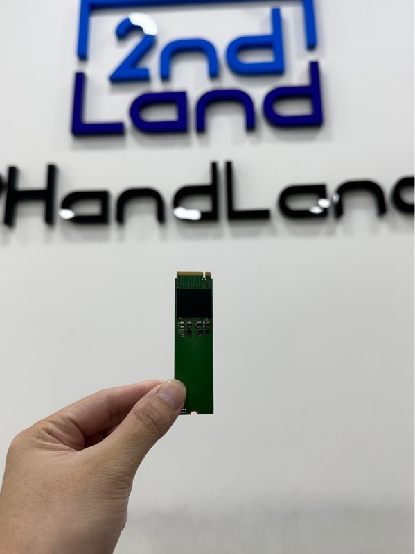 Ổ cứng SSD SK hynix BC511 M.2 NVMe PCle Gen3 x4 - Model: HFB1A8M0431A/ BC511_M2_2280_M - 256GB - Màu xanh - Ngoại hình 97% - Sức khỏe 99% - Body