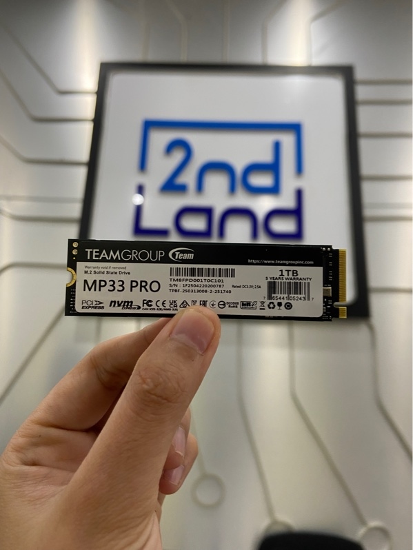 Ổ cứng SSD TeamGroup MP33 1TB M.2 2280 PCIe Gen3x4 - Màu đen - Ngoại hình: 98% - Body