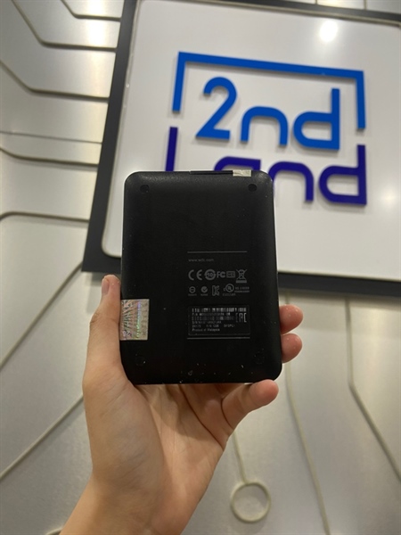 Ổ cứng WD Elements - 500GB HDD - Màu đen - Ngoại hình: 97% - Body 2