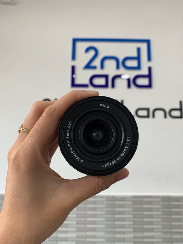Ống Kính Sony E PZ 16-50mm - F/3.5-5.6 OSS II - Màu đen - Ngoại hình: 98% - Body
