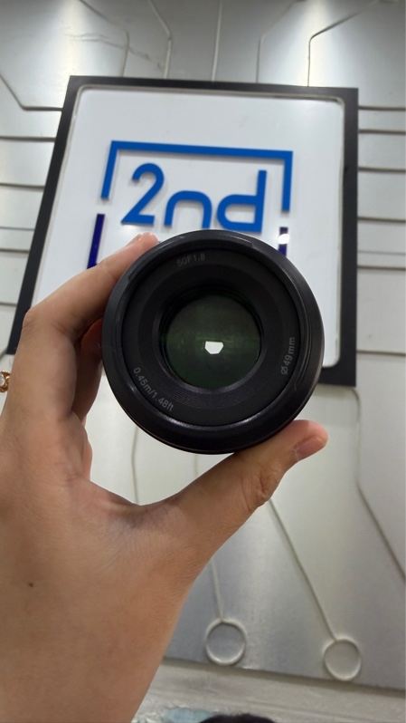 Ống kính Yongnuo 50mm f/1.8 - Màu đen - Ngoại hình: 97% - Body