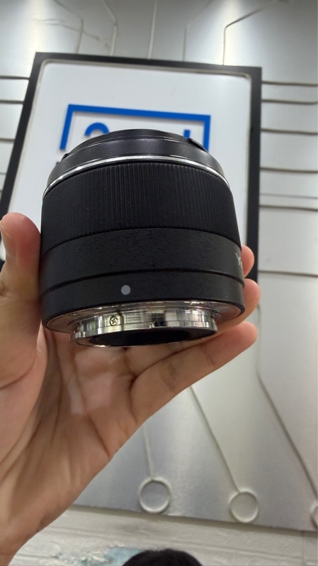 Ống kính Yongnuo 50mm f/1.8 - Màu đen - Ngoại hình: 97% - Body