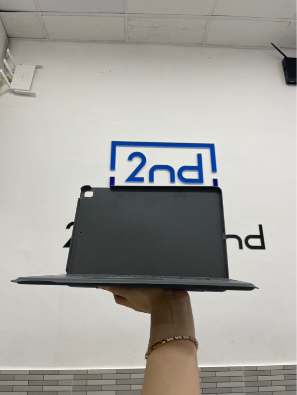 Ốp bàn phím Wiwu for iPad 10.2/10.5 - Màu xám - Ngoại hình: 98% - Box