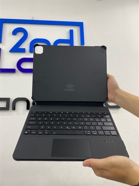 Ốp lưng kèm bàn phím ESR Keyboard Case for iPad Air 13 (2014) pro (3,4,5,6th Gen ) - Model 6B025A - Màu đen - Ngoại hình 98% - FullBox 2