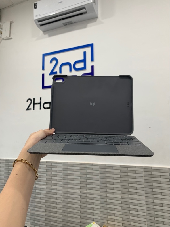 Ốp phím Logitech combo touch cho ipad air 4/5 11inch - Màu xám - Ngoại hình: 98% - Body