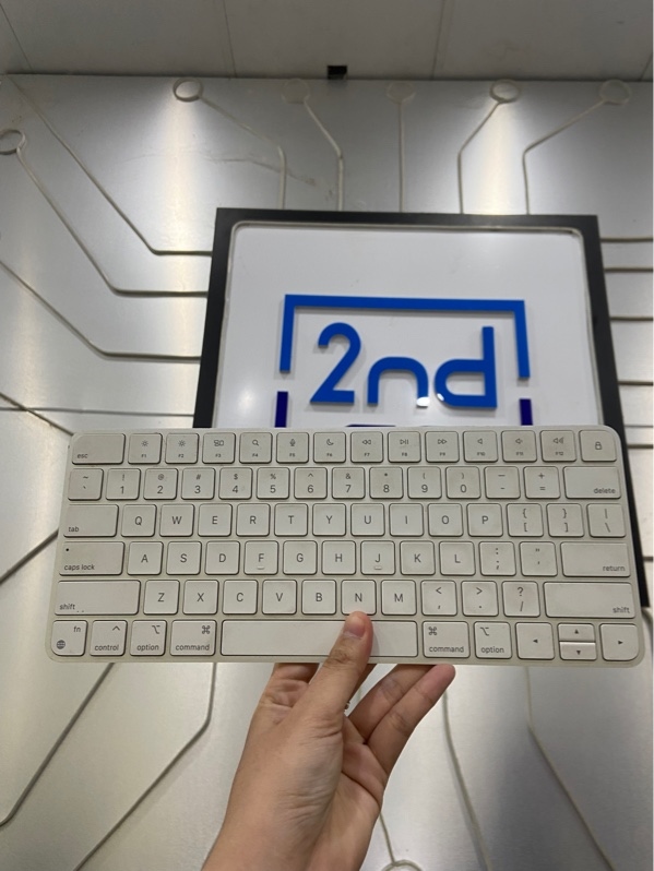 Phím Apple Magic Keyboard A2450 - Màu trắng - Ngoại hình: 97% - Ố nhẹ - Body
