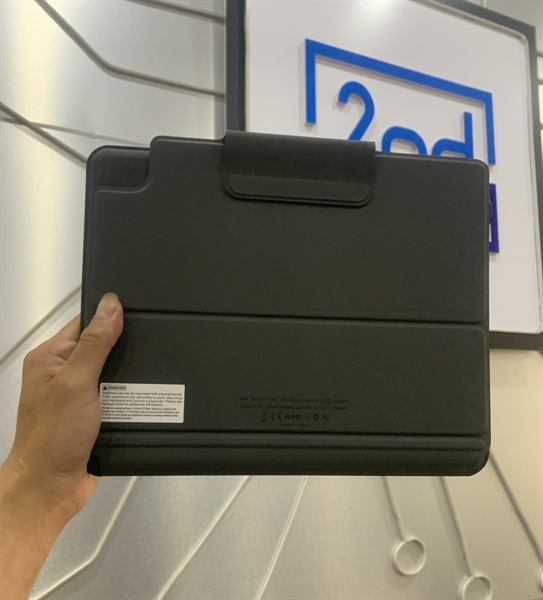 Phím ZAGG (For iPad 12.9 inch) - Model B222HS - Màu Xám - Ngoại hình 99% - Có TouchPad - Sạc không vô pin - Body - Lỗi không bảo hành 2