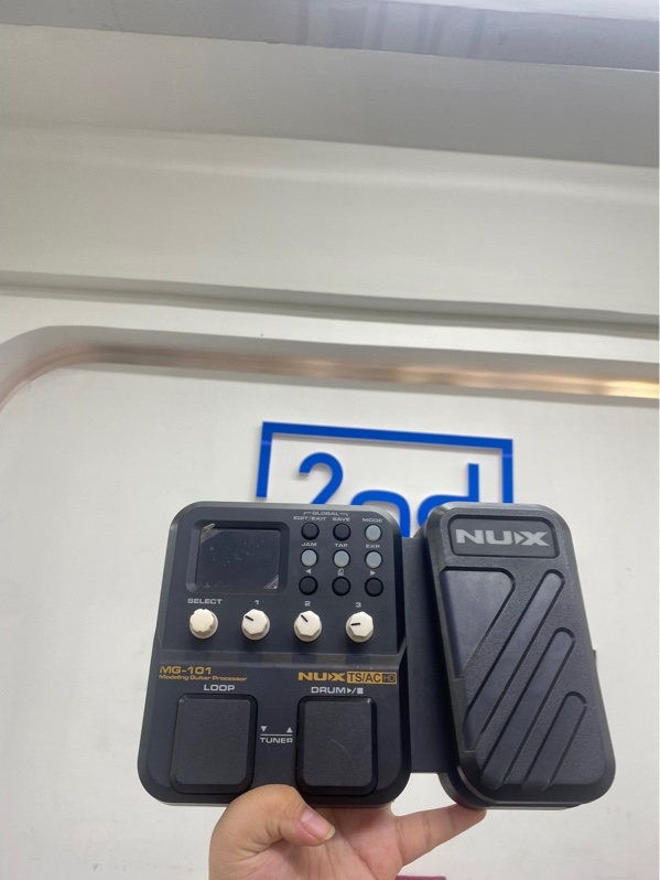 Phơ đàn guitar điện Nux MG01 - Màu đen - Ngoại hình 97% - Kèm sạc
