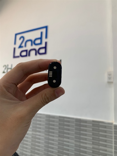 Pin cho tay cầm Xbox - Màu đen - Body 1