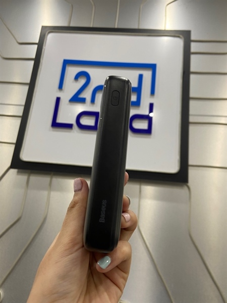 Pin dự phòng Baseus 10.000 mah PPM D10 - Màu đen - Ngoại hình: 97% - Lỗi dây lightning - Body 1