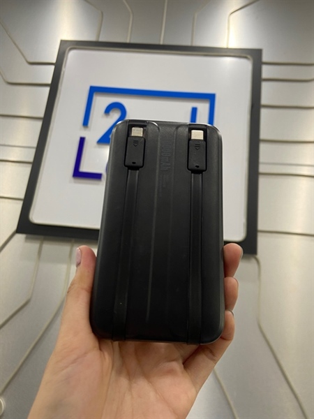 Pin dự phòng Baseus 10.000 mah PPM D10 - Màu đen - Ngoại hình: 97% - Lỗi dây lightning - Body 2