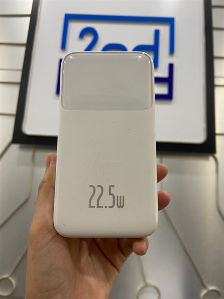 Pin dự phòng Baseus 20.000 mah Model PPMD20 - Màu trắng - Ngoại hình: 97% - Lỗi cổng sạc Lightning - Body