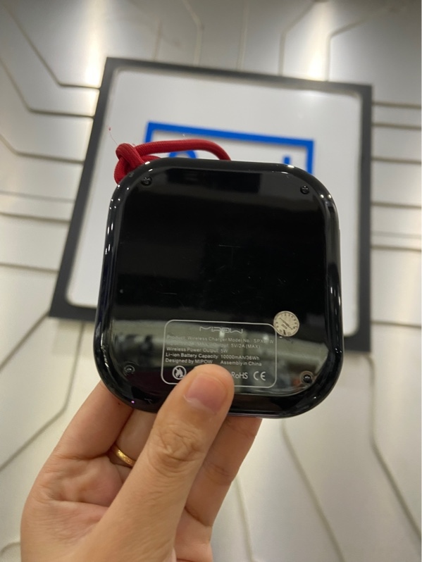 Pin sạc dự phòng không dây Mipow model SPX01W - 10.000mAh - Màu đen - Ngoại hình: 97% - Body