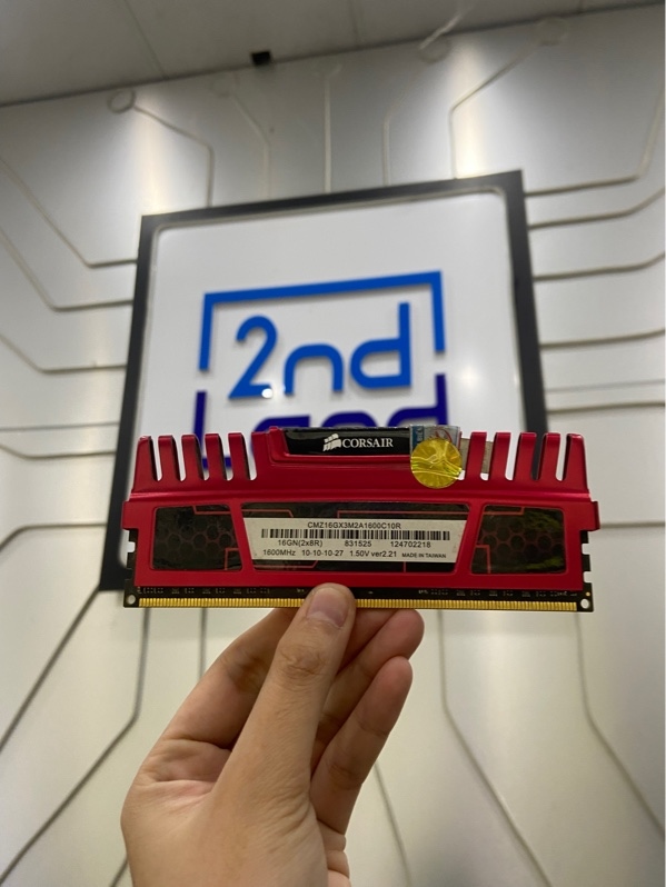 Ram Corsair 8GB - Buss 1600MHz - Màu đen đỏ - Ngoại hình: 98% - Body