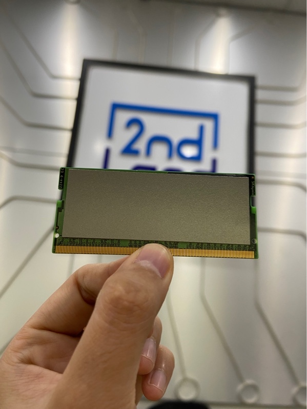 Ram Laptop 8Gb Bus 4800 DDR4 - Màu đen - Ngoại hình: 98% - Body
