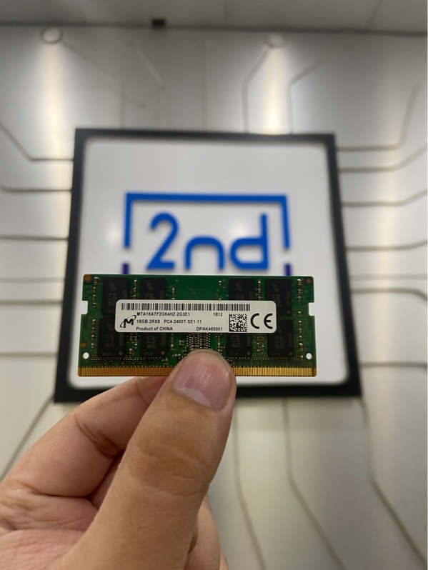 Ram Laptop DDR4 Micron 16GB bus 2400 - Màu xanh - Ngoại hình: 97% - Body