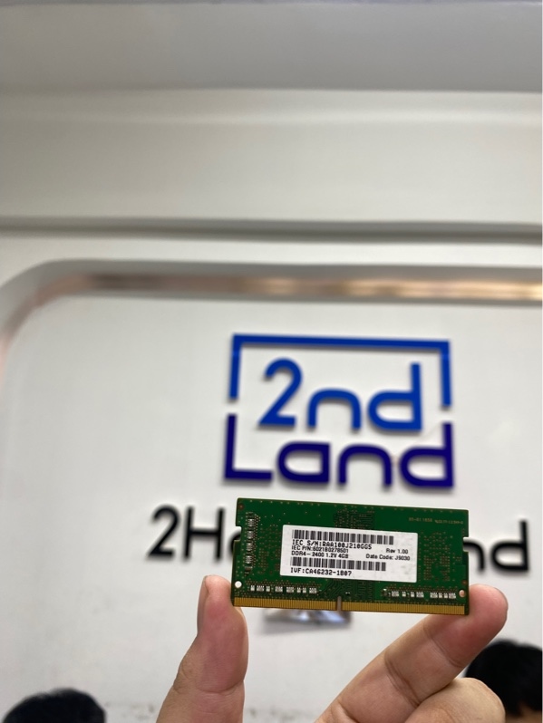 RAM Laptop Samsung DDR4 4GB Bus 2400 MHz - Màu xanh - Ngoại hình 98% - Body