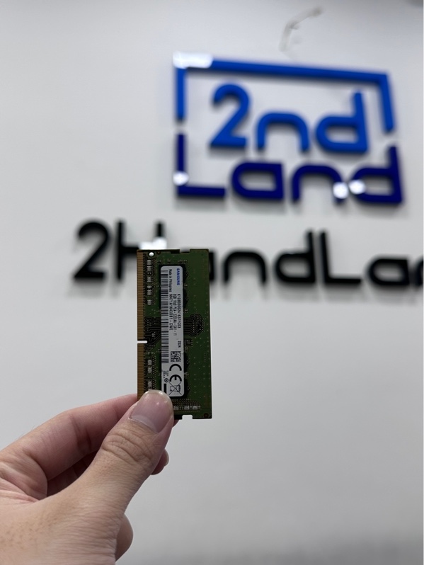 RAM laptop Samsung M471A1K43DB1-CWE 8GB DDR4 Bus 3200MHz - Màu xanh - Ngoại hình 97% - Body