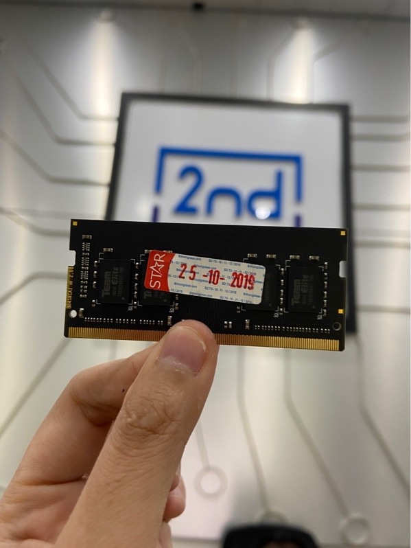 Ram laptop Teamgroup 8GB ddr4 buss 2600 - Màu đen - Ngoại hình: 98% - Body