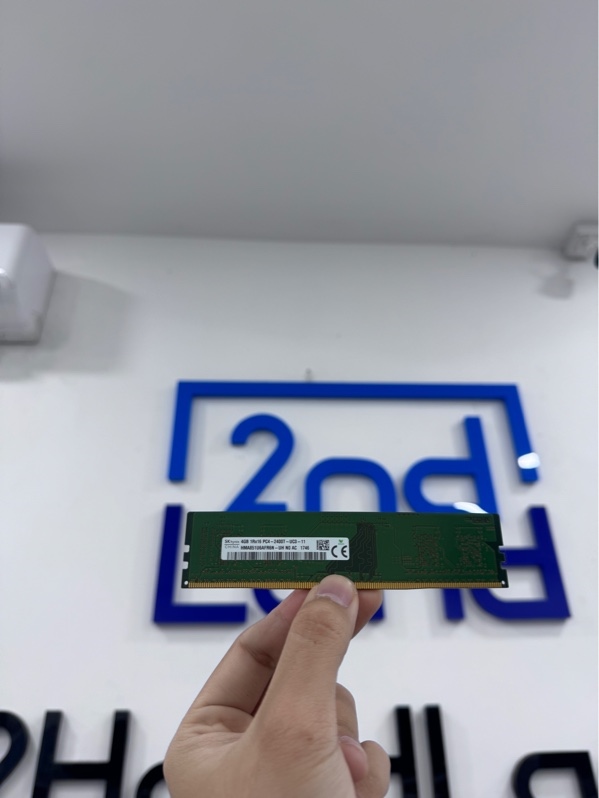 Ram SKhynix HMA851U6AFR6N-UH DDR4 - 4Gb - bus 2400MHz - Ngoại hình 98% - Body