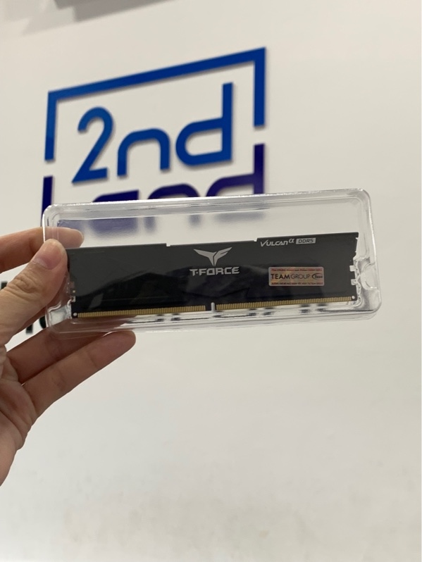RAM TeamGroup T-Force Vulcan Alpha DDR5 - 8GB - Bus 5200MHz - Màu đen - Ngoại hình: 98% - Kèm box
