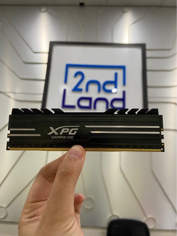 Ram XPG DDR4 3200(16A) 16Gx8 CL016-20-20 - Màu đen - Ngoại hình: 98% - Body