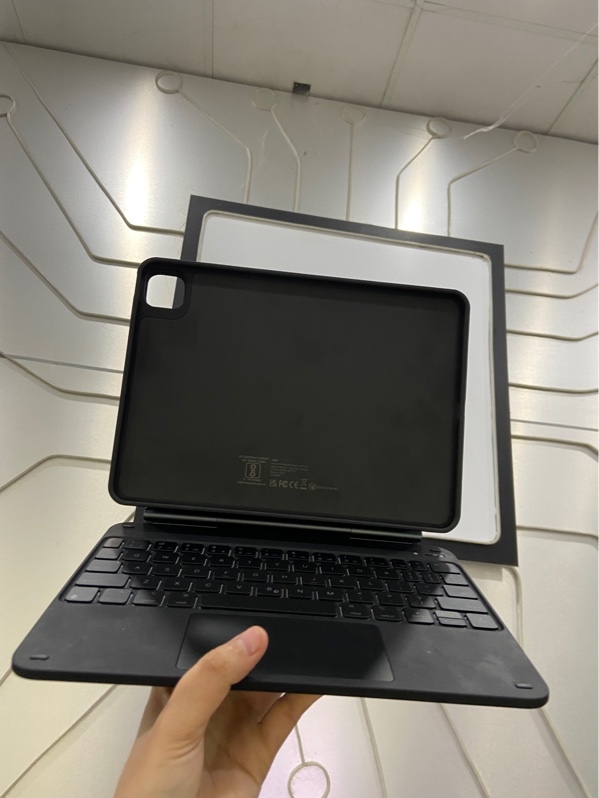 Rebound Magnetic Keyboard Case - Ipad Air 11 inch ( M2/M3 ) - Màu đen - Ngoại hình: 98% - Body