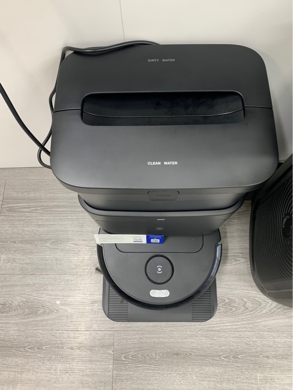 Robot hút bụi Ecovacs Deebot N30 Pro Omni - Màu đen - Ngoại hình: 98% - Lọc dơ - Kèm nguồn