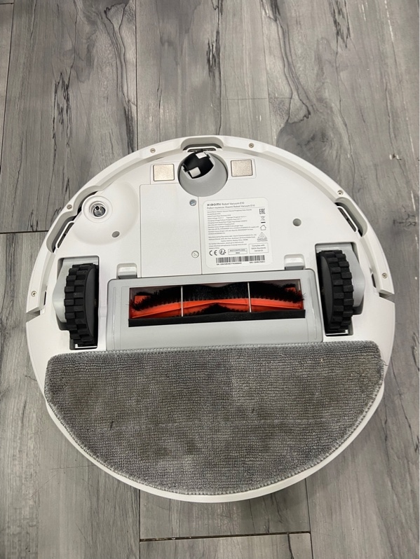 Robot Hút Bụi Vacuum E10 công Suất 35W - Màu trắng - Ngoại hình: 98% - FullBox