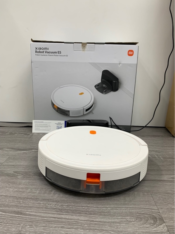 Robot hút bụi Xiaomi E5 - Màu trắng - Ngoại hình: 97% - Fullbox