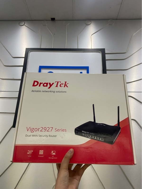 Router wifi cân bằng tải gateway VPN hiệu suất cao DrayTek Vigor 2925n - Màu đen - Ngoại hình: 97% - Dây nguồn tróc vỏ - Kèm Box thay thế + nguồn