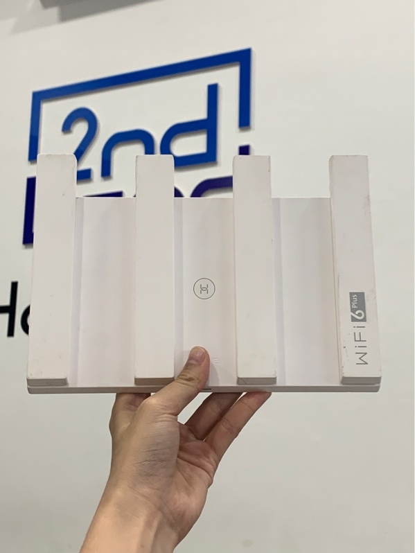 Router wifi Huawei WS7100 - Màu trắng - Ngoại hình: 97% -Kèm nguồn