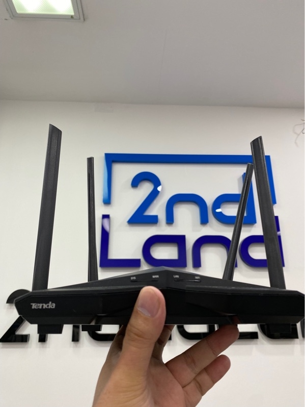 Router wifi Tenda AC10 - Màu đen - Ngoại hình: 97.5% - Kèm Box