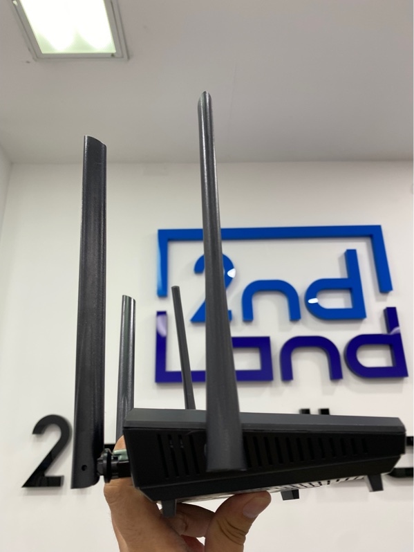 Router wifi Tenda AC10 - Màu đen - Ngoại hình: 97.5% - Kèm Box