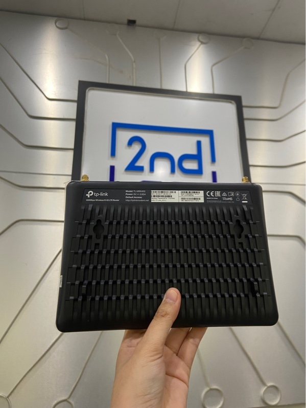 Router Wifi tp-link TL-MR6400 - Màu đen - Ngoại hình: 97% - Kèm Box + nguồn