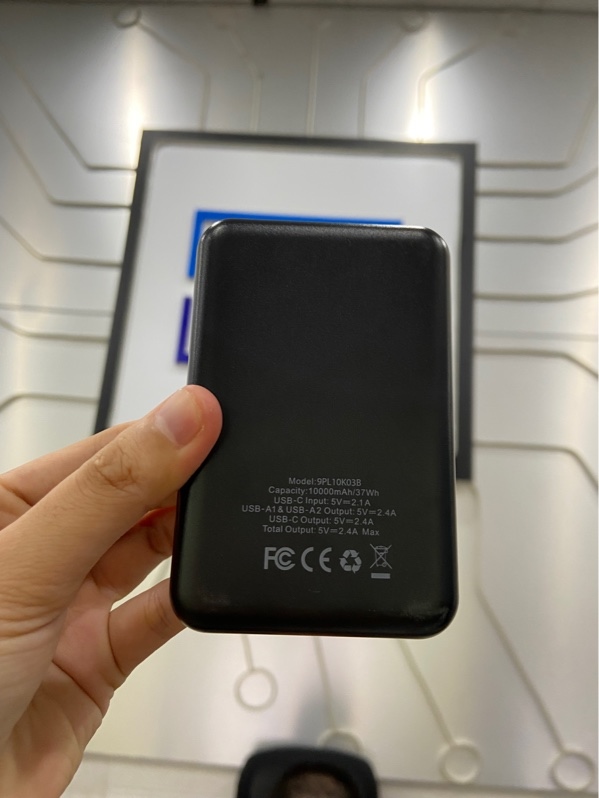 Sạc dự phòng 9Fit Lite - Màu đen - OpenBox
