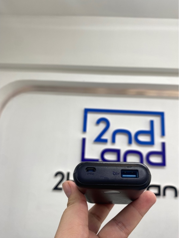 Sạc dự phòng anker Powercore II 10000mah - model A1230 - Màu đen - Ngoại hình 97% - Body