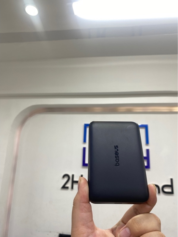 Sạc dự phòng Baseus EnerFill FM11 Ultra-Mini - 10.000mAh - Màu đen - Ngoại hình 98% - Openbox