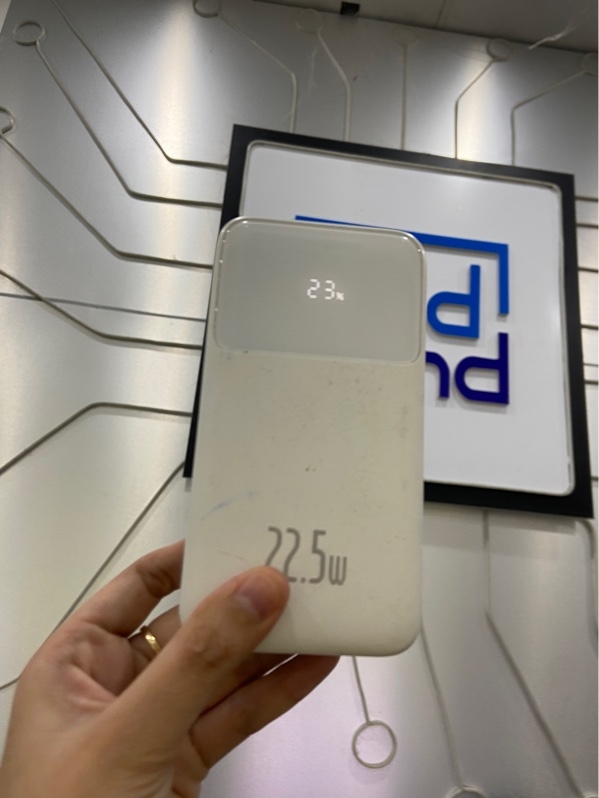 Sạc dự phòng Baseus PPMD20 20000mAH - Màu trắng - Ngoại hình: 97% - Body