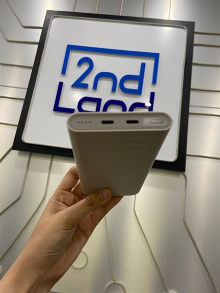 Sạc dự phòng Samsung 10.000 MAH - EB-P3400 - Màu kem - Ngoại hình: 98% - Body 1