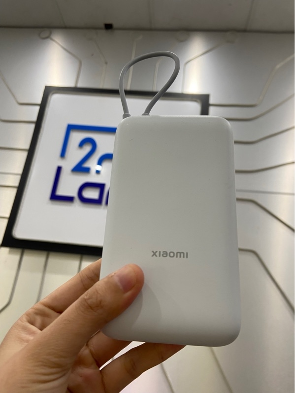 Sạc dự phòng Xiaomi 20000mAH Model PB2020MI - Màu trắng - Ngoại hình: 98% - Kèm Box