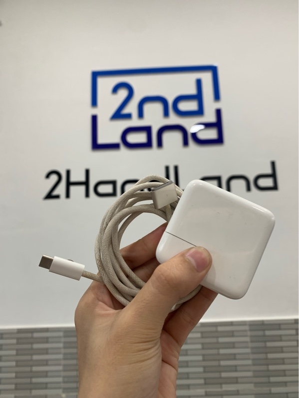 Sạc Macbook Air M3-M4 30W - Màu trắng - Ngoại hình: 97% - Ố trầy - Body