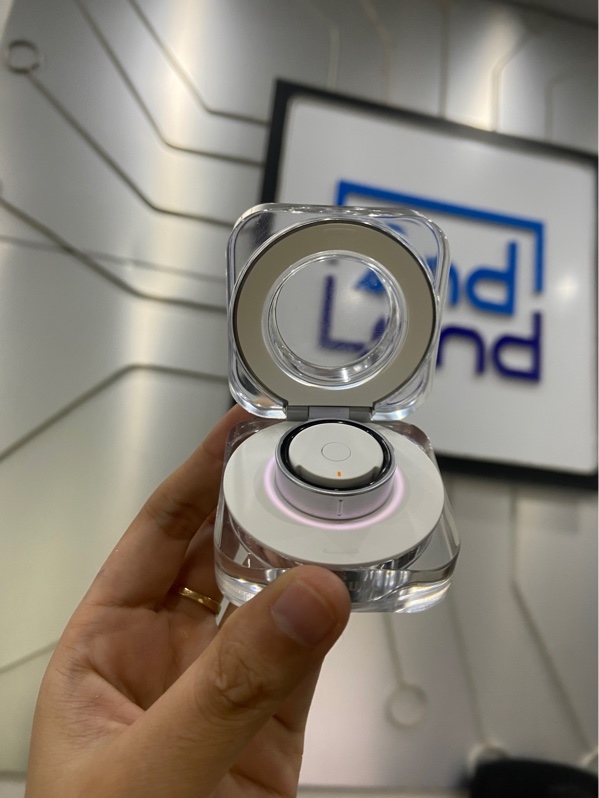 SamSung Galaxy Ring - Size 11 - Màu bạc - Ngoại hình: 98% - Kèm hộp sạc