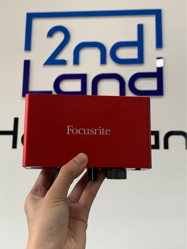 Sound card Focusrite Solo Gen 3 - Màu đỏ - Ngoại hình: 97% - Fullbox