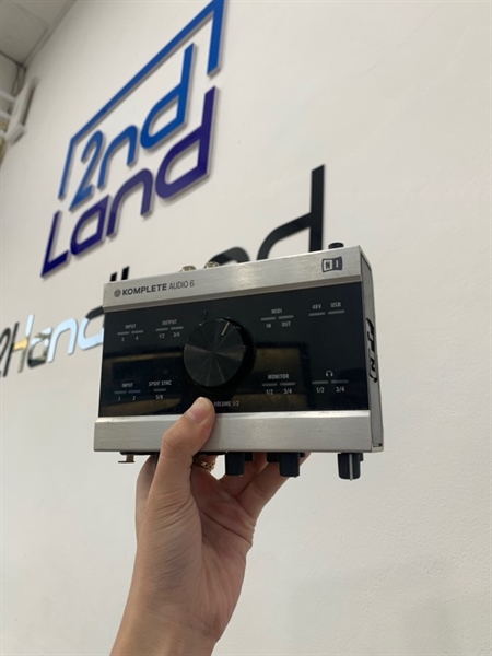 Sound card Komete Audio 6 - Màu bạc - Ngoại hình: 98% - Body, kèm dây nguồn