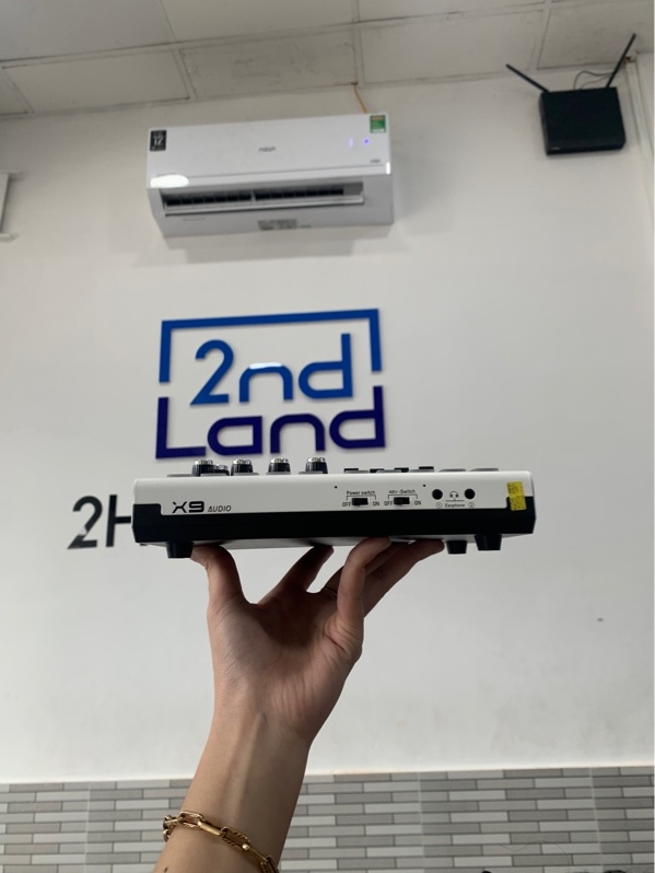 Sound Card X9 - Màu trắng - Ngoại hình: 97% - Box, dây kết nối