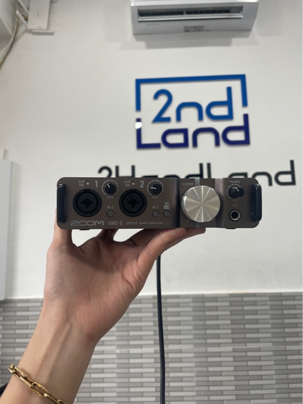 Sound card Zoom UAC-2 USB 3.0 - Màu đen - Ngoại hình: 97% - Kèm dây kết nối