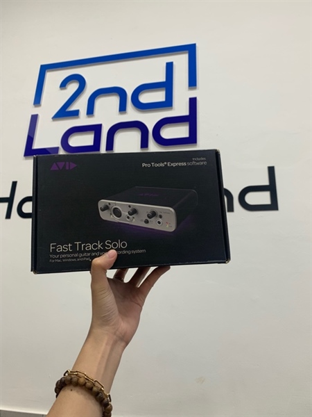 SoundCard Fast Track Solo - Màu đen - Openbox